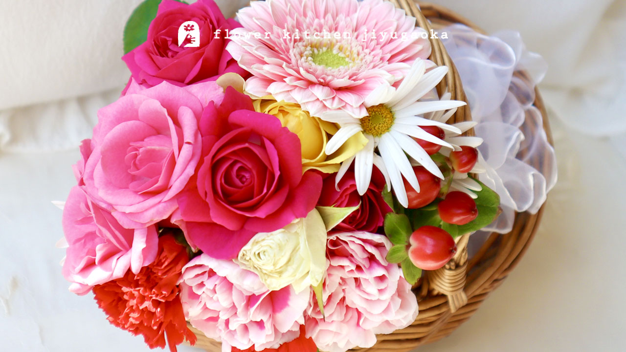 母の日にぴったりな花と色の意味とは？