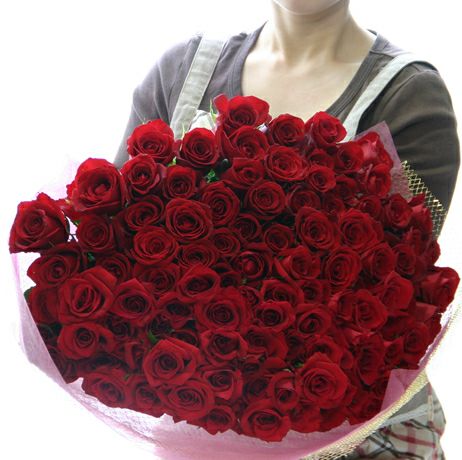 99本のバラ花束
