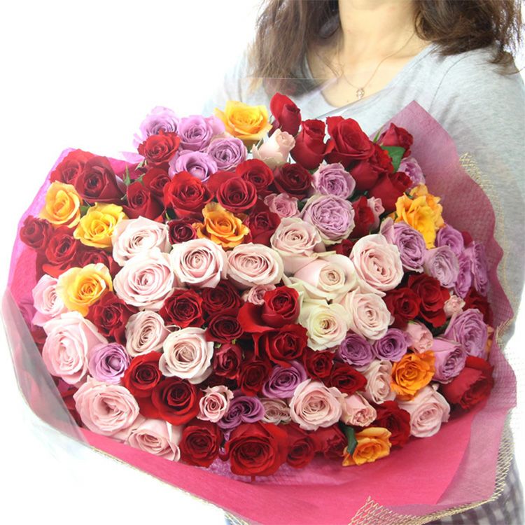 108本のバラ花束